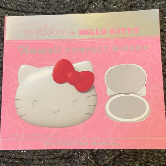 Light-Up Compact Mirror - Picture 4 of 7